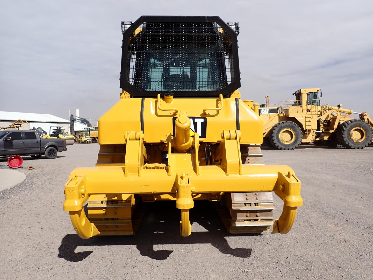 ./imagenes/INVOICE/2019/16023/TOPADOR FRONTAL CAT_D6N XL (6).JPG